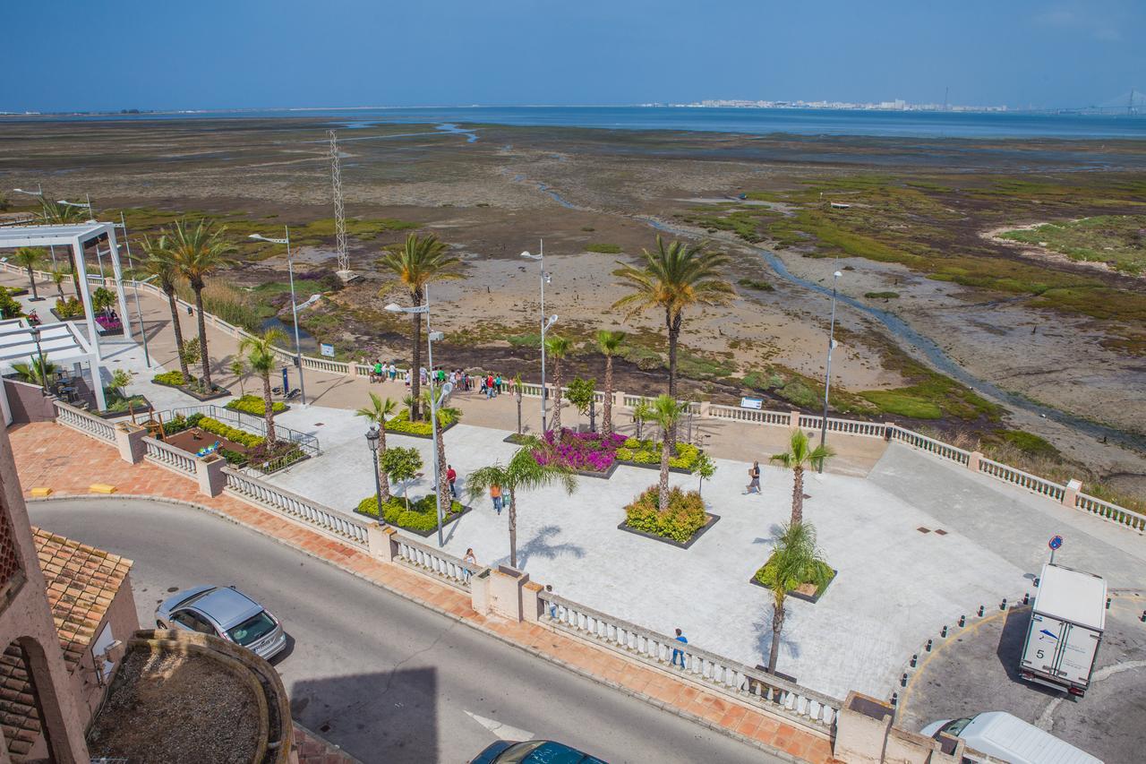 Apartamentos Turisticos Bahia Sur 圣费尔南多 外观 照片
