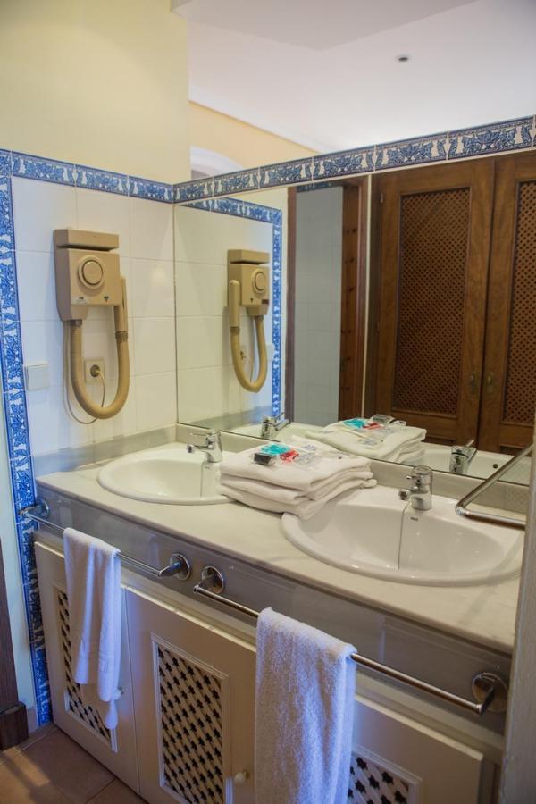 Apartamentos Turisticos Bahia Sur 圣费尔南多 外观 照片